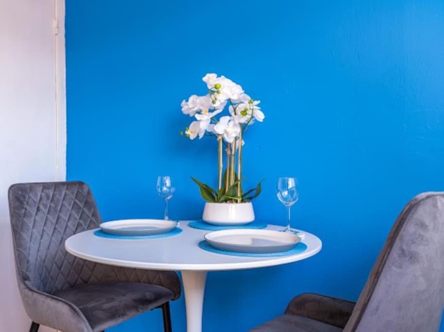 Spacious Flat In West Midlands バーミンガム エクステリア 写真