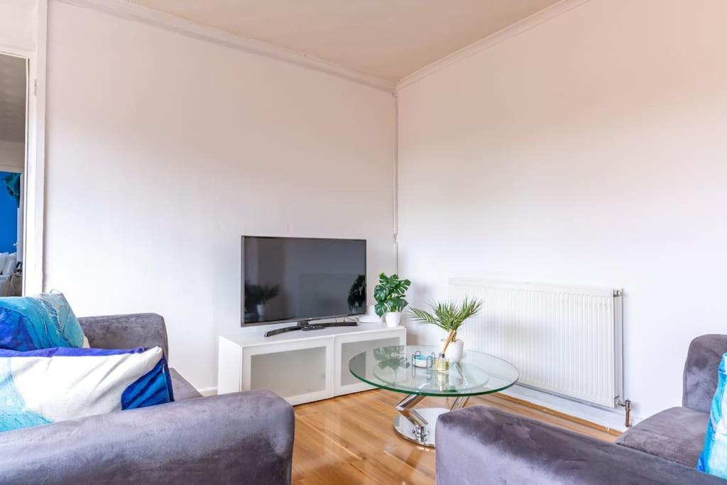 Spacious Flat In West Midlands バーミンガム エクステリア 写真