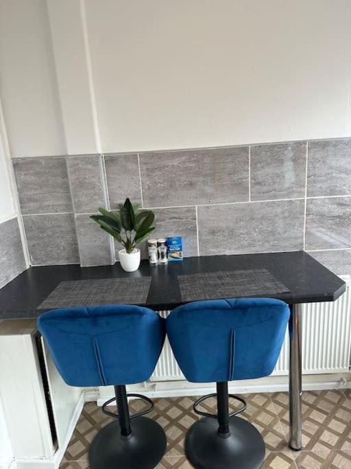 Spacious Flat In West Midlands バーミンガム エクステリア 写真